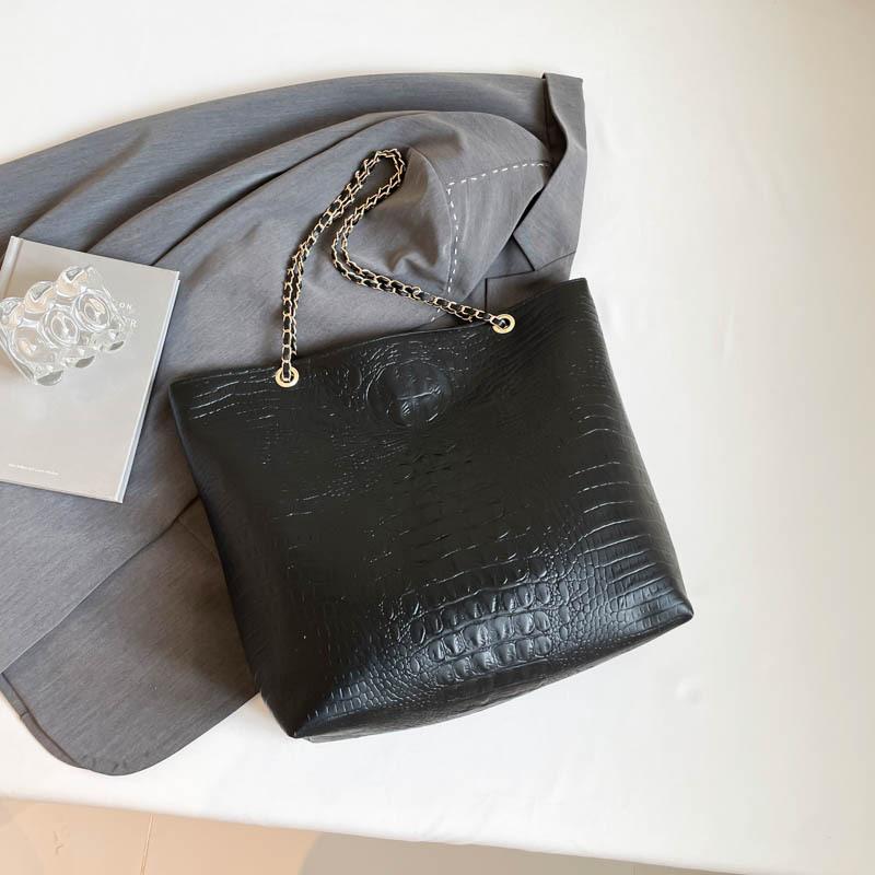 Сегодняшняя популярная портативная сумка-тоут, новая атмосферная черная однотонная простая сумка-мессенджер через плечо под мышкой для поездок на работу