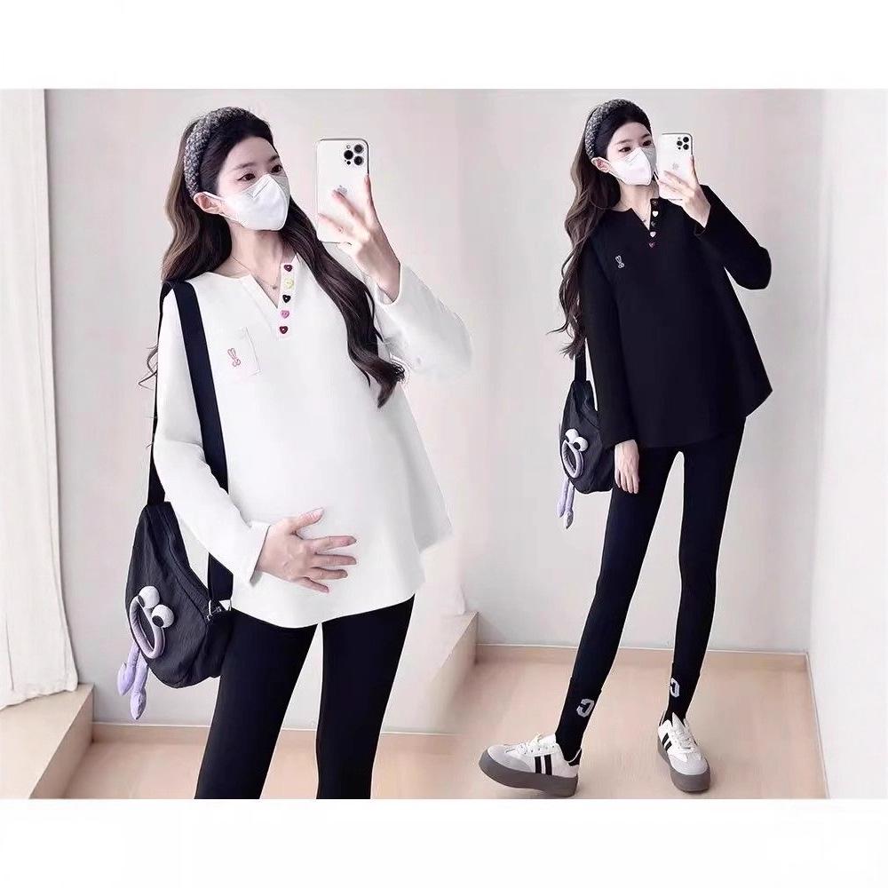New Fashion V-Neck Long Sleeve Loose Fit Maternity Hoodie - Plus Size Spring/Autumn Wear for Women M чорний
New Fashion V-Neck Long Sleeve Loose Fit Maternity Hoodie - Plus Size Spring/Autumn Wear for Women M чорний