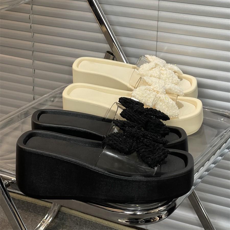 New one-word with thick-soled high-heeled slippers women s muffin bottom heightened summer beach shoes wedge heel lazy sandals 36/37
New one-word with thick-soled high-heeled slippers women s muffin bottom heightened summer beach shoes wedge heel lazy sandals 36/37