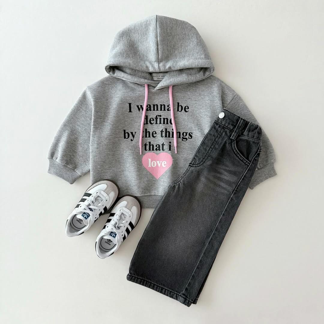 Kids Autumn/Winter Love Letter Loose Hoodie 110 cm
Kids Autumn/Winter Love Letter Loose Hoodie 110 cm