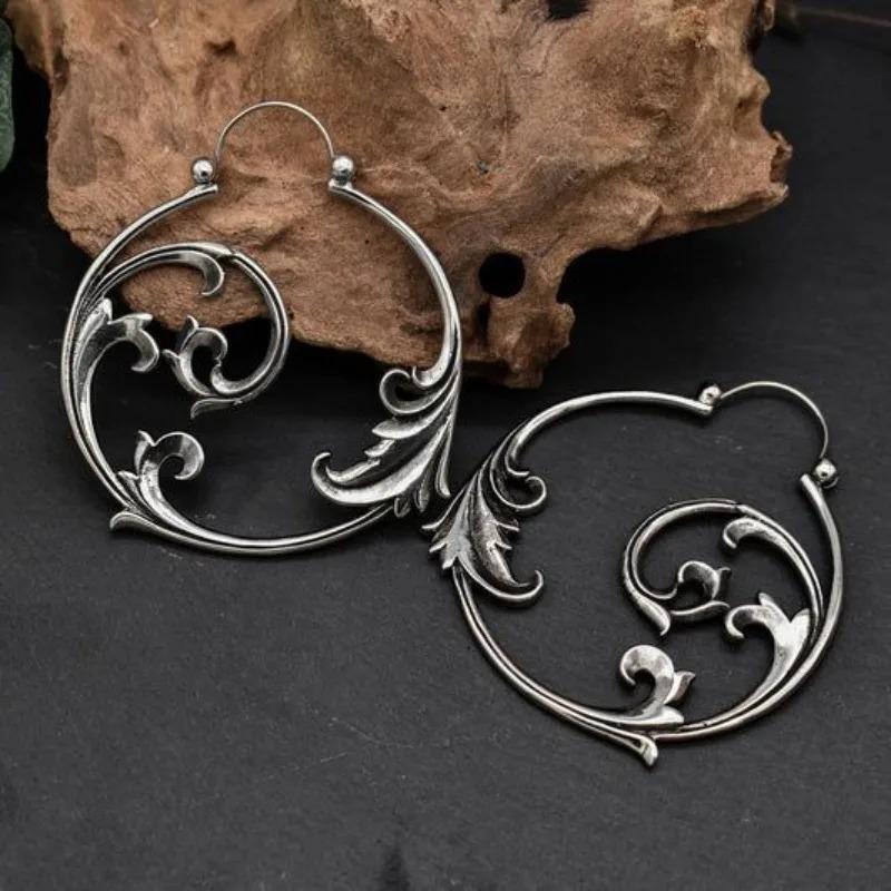 2pcs Vintage Round Inlaid Flower Leaf Grave Earrings Geometric Creativity Silver Color Dangle Earrings for Women Jewelry
2pcs Vintage Round Inlaid Flower Leaf Grave Earrings Geometric Creativity Silver Color Dangle Earrings for Women Jewelry