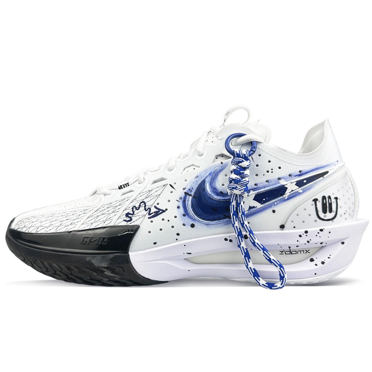 Nike GT. Кросівки для баскетболу Cut 3 Low top Унісекс Білий Синій DV2918-102(Команда373-) 45
Nike GT. Кросівки для баскетболу Cut 3 Low top Унісекс Білий Синій DV2918-102(Команда373-) 45