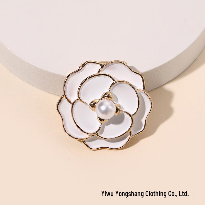 Elegant Dual-Use Camellia Silk Scarf Ring Buckle: Versatile Square Knotting Accessory for Women
Elegant Dual-Use Camellia Silk Scarf Ring Buckle: Versatile Square Knotting Accessory for Women