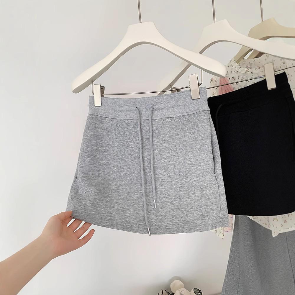 Korean Style Sexy Hip-Hugging Midi Skirt for Women - Summer Classic Casual Outfit Medium
Korean Style Sexy Hip-Hugging Midi Skirt for Women - Summer Classic Casual Outfit Medium
