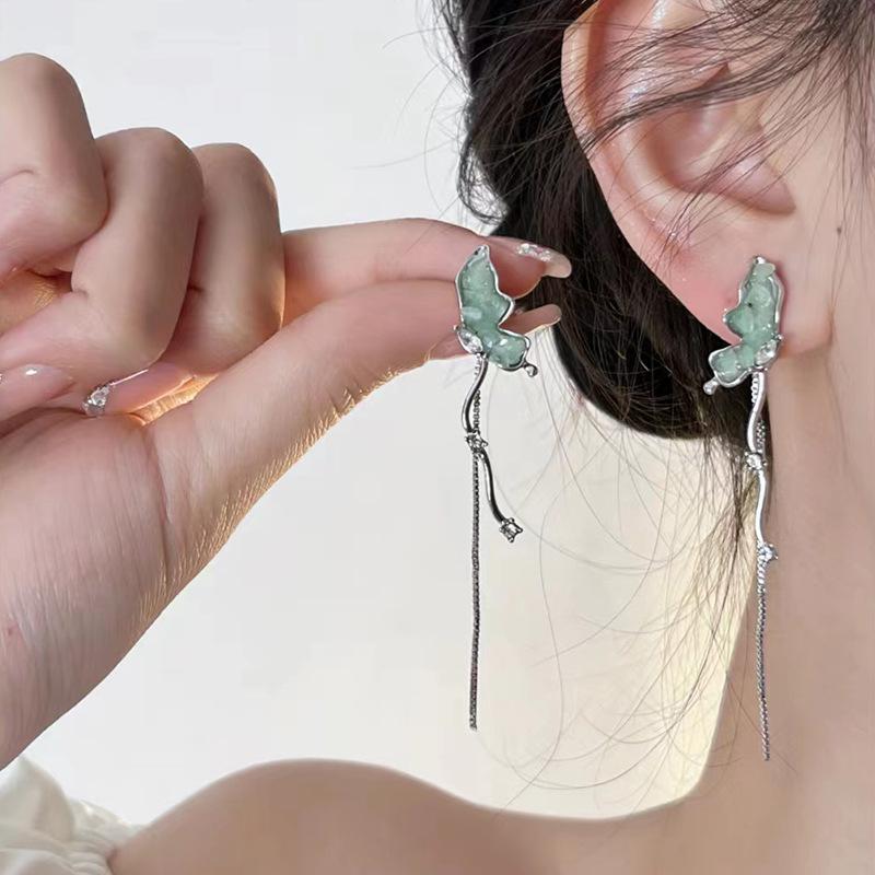Fashion Zircon Pearl Tassel Earrings for Women 2024 New Liquid Metal Long Chain Elf Butterfly Statement Earrings Party Zircon зелений
Fashion Zircon Pearl Tassel Earrings for Women 2024 New Liquid Metal Long Chain Elf Butterfly Statement Earrings Party Zircon зелений