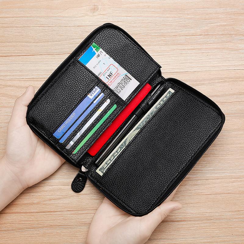 2025 new leather cowhide passport bag RFID anti-magnetic passbook bag boarding book passport book protective cover
2025 new leather cowhide passport bag RFID anti-magnetic passbook bag boarding book passport book protective cover