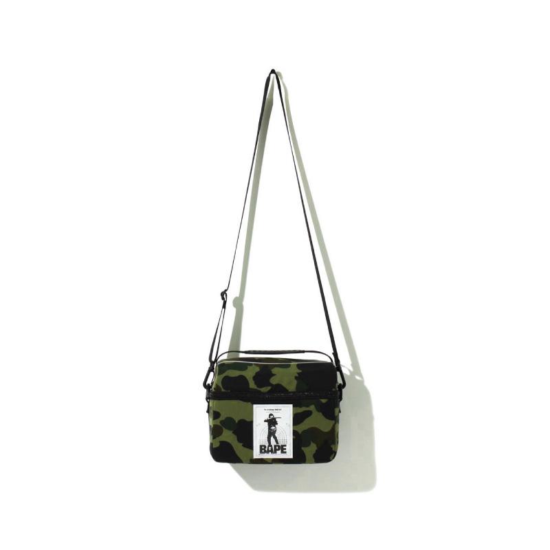A Bathing Ape Ape Head Logo Camouflage Pattern Nylon Small Square Crossbody Shoulder Bag Unisex bags Green Yellow 0ZXBGM182008H Yellow YEX
A Bathing Ape Ape Head Logo Camouflage Pattern Nylon Small Square Crossbody Shoulder Bag Unisex bags Green Yellow 0ZXBGM182008H Yellow YEX