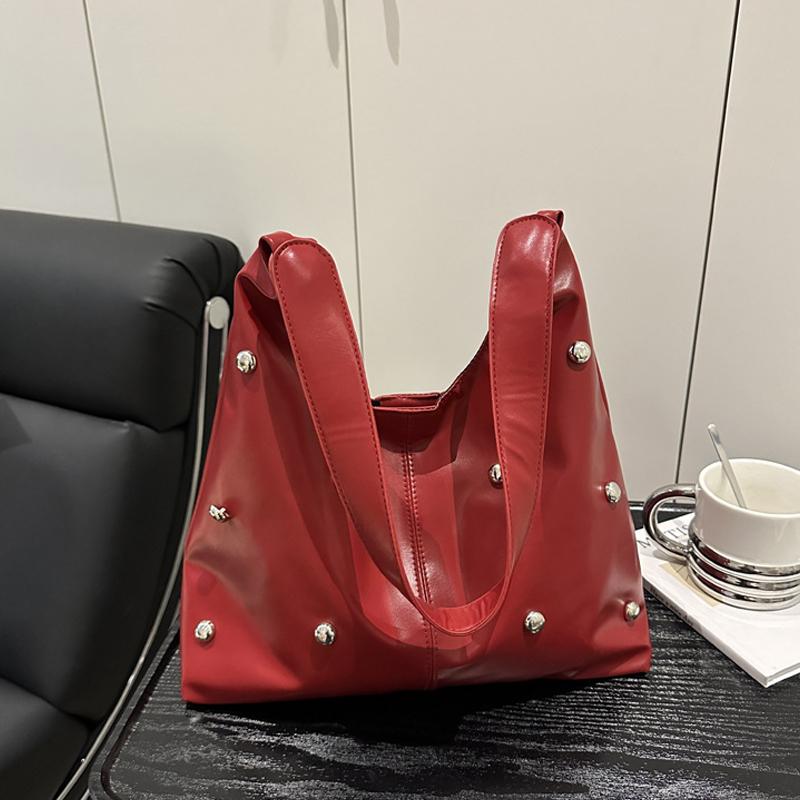 Yogodlns Punk Style Embellished Double-Faced Round Rivet Inlaid Niche Luxury Bucket Bag Chic Lady Underarm Large Capacity Shoulder Bag 33.5x12.5x37cm чёрный
Yogodlns Punk Style Embellished Double-Faced Round Rivet Inlaid Niche Luxury Bucket Bag Chic Lady Underarm Large Capacity Shoulder Bag 33.5x12.5x37cm чёрный