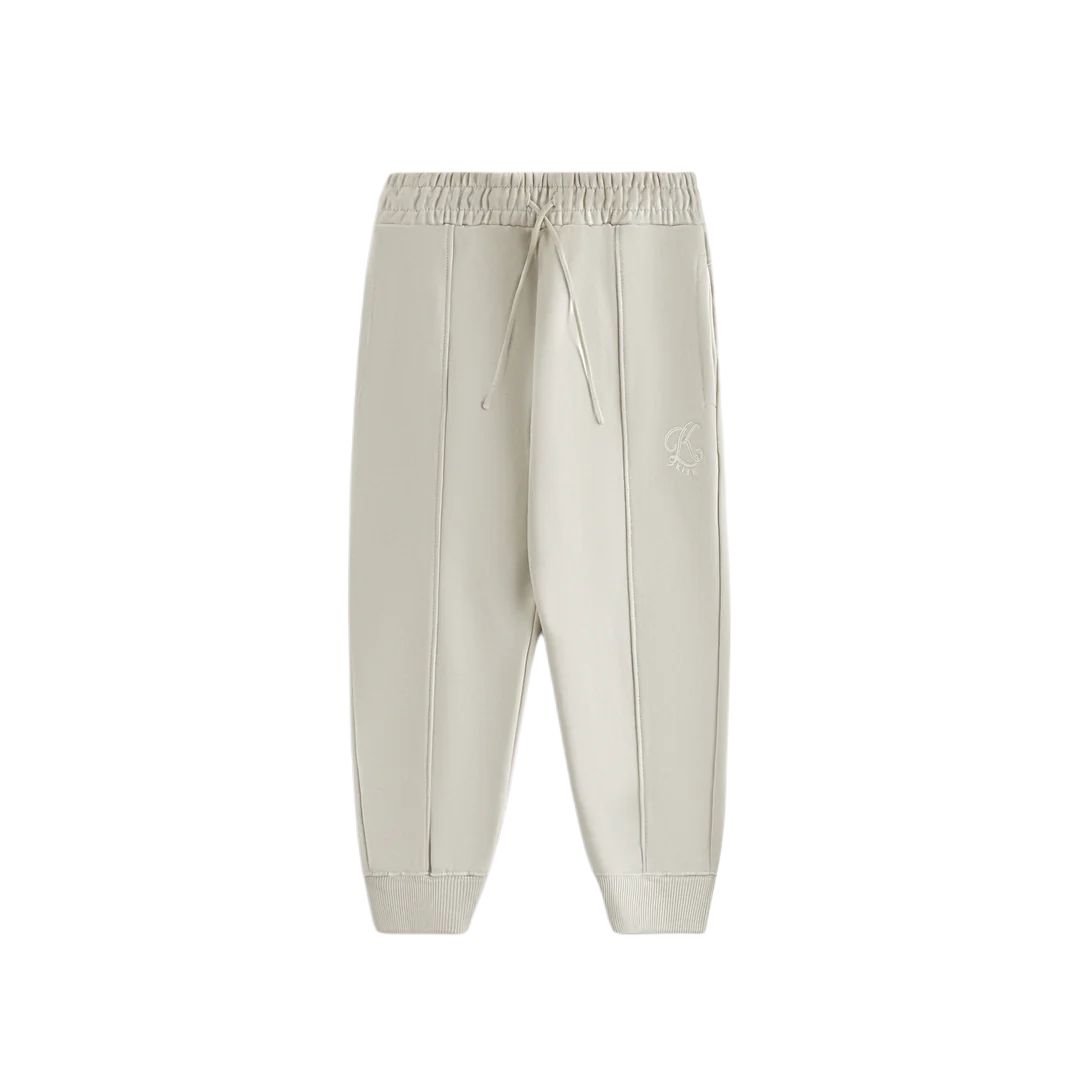 Kith Winter Collection Graham Sports Soft Solid Color Plaster Pants Kids bottoms KHK060330-208 L
Kith Winter Collection Graham Sports Soft Solid Color Plaster Pants Kids bottoms KHK060330-208 L
