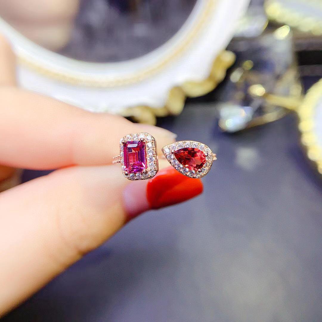 S925 Silver Adjustable Women s Ring with Micro-Paved Garnet Rectangular Teardrop Silver Empty Setting 4*6mm
S925 Silver Adjustable Women s Ring with Micro-Paved Garnet Rectangular Teardrop Silver Empty Setting 4*6mm