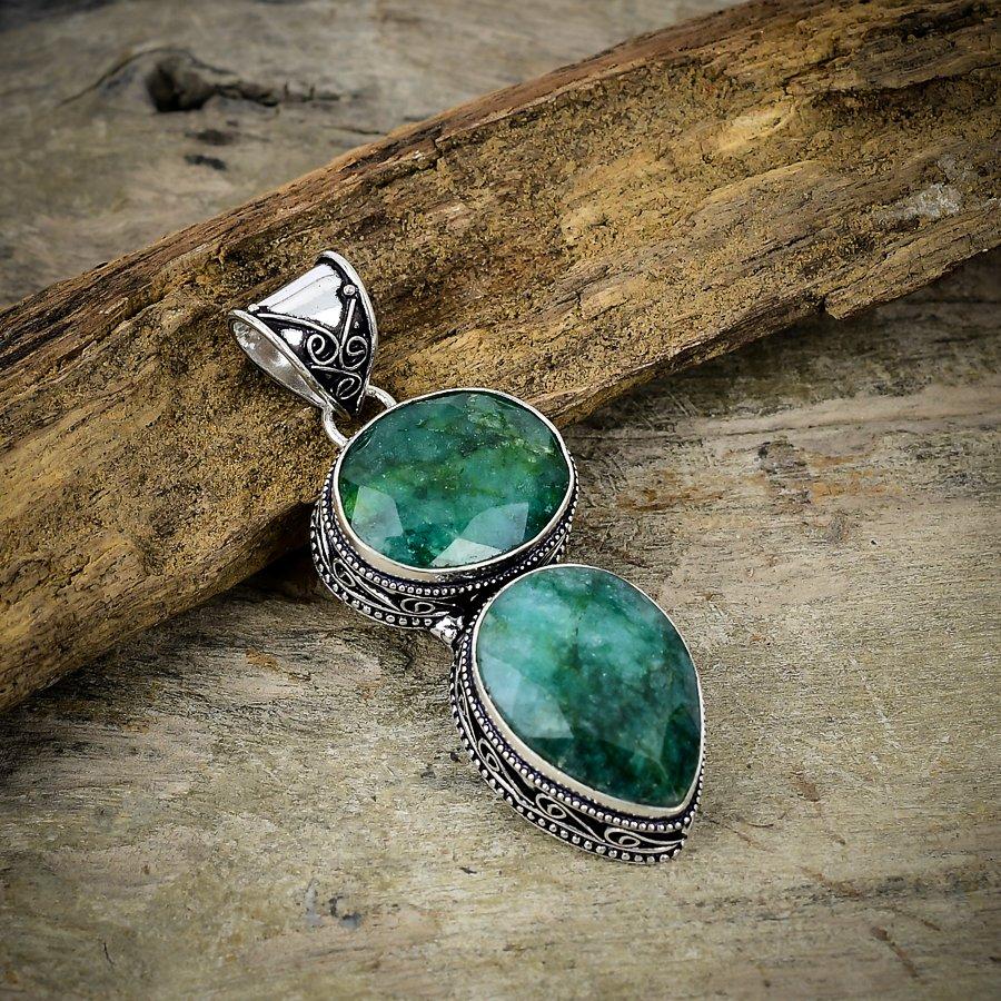 Green Jade Gemstone Handmade 925 Sterling Silver Jewelry Pendant 2.56 M-60
Green Jade Gemstone Handmade 925 Sterling Silver Jewelry Pendant 2.56 M-60