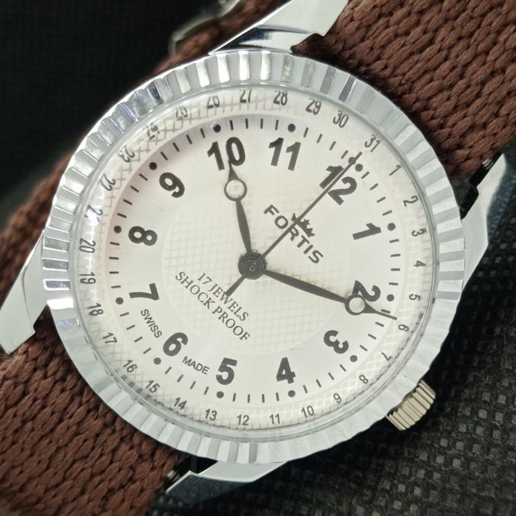 REFURBISHED FORTIS WINDING SWISS MENS WRIST SILVER DIAL WATCH 622c-a416847-2 lot622c-a416847
REFURBISHED FORTIS WINDING SWISS MENS WRIST SILVER DIAL WATCH 622c-a416847-2 lot622c-a416847