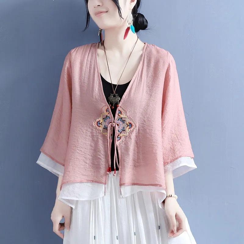 Summer cotton and linen rhombus flower streamer buckle fake two-piece seven-quarter-sleeved cardigan embroidered shirt blouse 3XL рожевий
Summer cotton and linen rhombus flower streamer buckle fake two-piece seven-quarter-sleeved cardigan embroidered shirt blouse 3XL рожевий