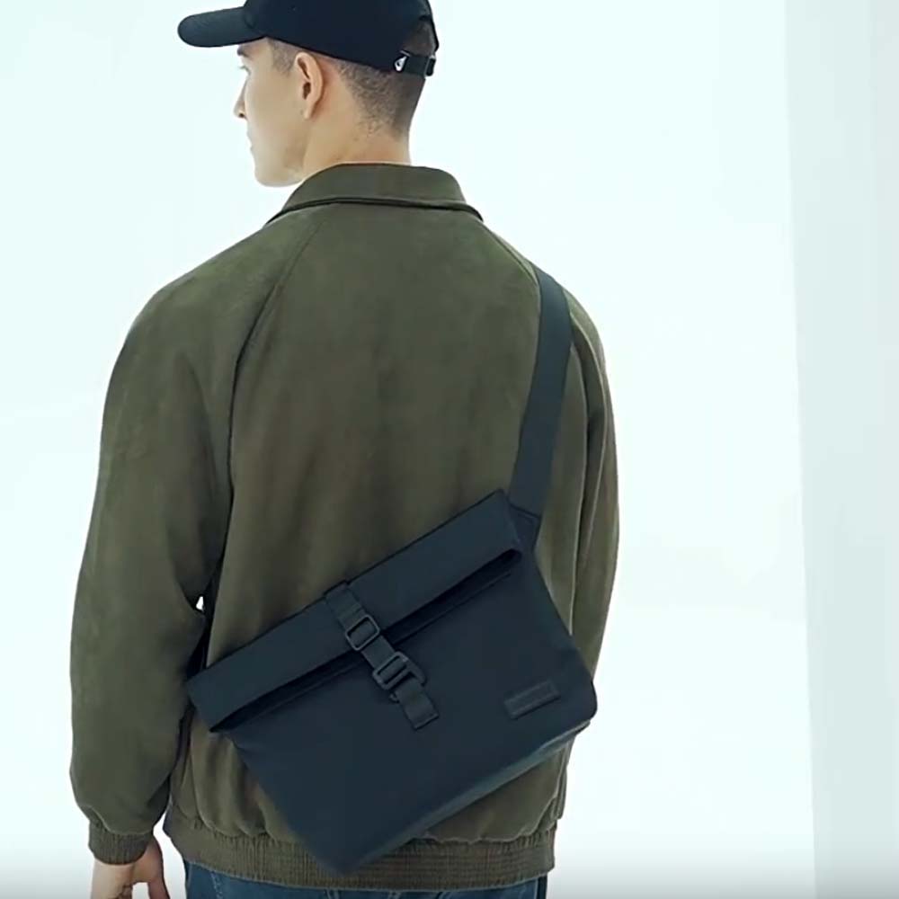 Black Waterproof Shoulder Bag Oxford Cloth Outdoor Travel Pouch Zipper Men s Messenger Bag School чорний
Black Waterproof Shoulder Bag Oxford Cloth Outdoor Travel Pouch Zipper Men s Messenger Bag School чорний