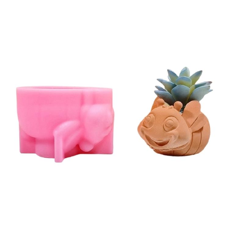 Practical Silicone Mold for Resin Castes Lovely Bees Pattern Suitable for Making Decorative Flower Holders Tool 1
Practical Silicone Mold for Resin Castes Lovely Bees Pattern Suitable for Making Decorative Flower Holders Tool 1