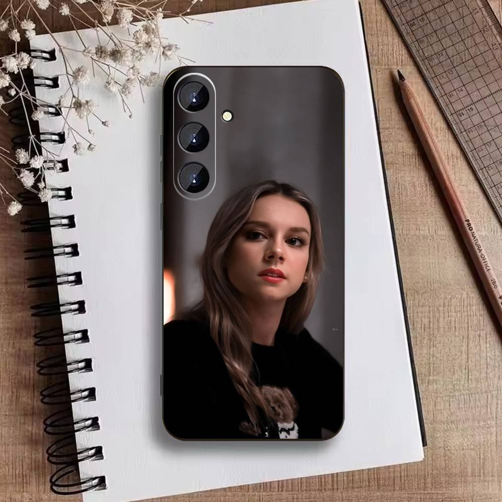 E-Ester Exposito Phone Case For Samsung Galaxy A73,21,22,32,71,53,52,51,80,5G Soft Black Cover Samsung a30 a20
E-Ester Exposito Phone Case For Samsung Galaxy A73,21,22,32,71,53,52,51,80,5G Soft Black Cover Samsung a30 a20