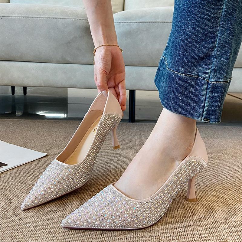 B835-ES86 pointed head shallow mouth evening wind single shoes 2025 new spring fashion thin heel sequined high heels 39 рожевий
B835-ES86 pointed head shallow mouth evening wind single shoes 2025 new spring fashion thin heel sequined high heels 39 рожевий