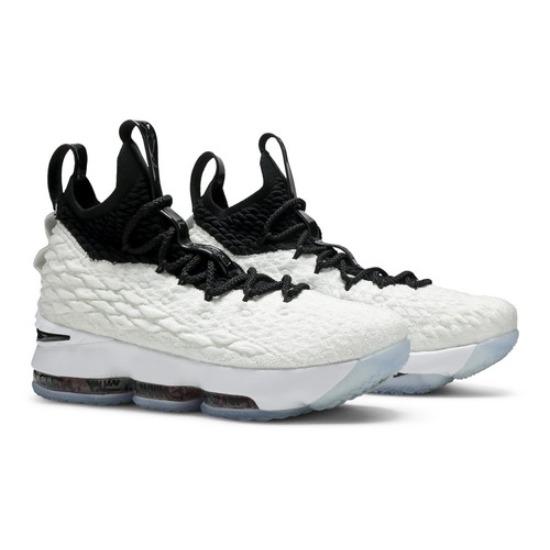 Nike Lebron 15 GS Graffitti AQ6176-100 EU 38 білий
Nike Lebron 15 GS Graffitti AQ6176-100 EU 38 білий