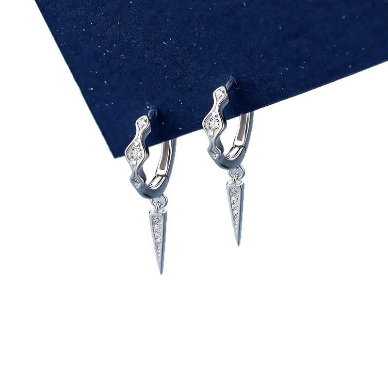 Luxury-luxurious Style Triangular Cone-shaped Ear Ring for Women, A Niche Wave-shaped Earrings with Delicate Micro-set Decoration Triangular cone
Luxury-luxurious Style Triangular Cone-shaped Ear Ring for Women, A Niche Wave-shaped Earrings with Delicate Micro-set Decoration Triangular cone