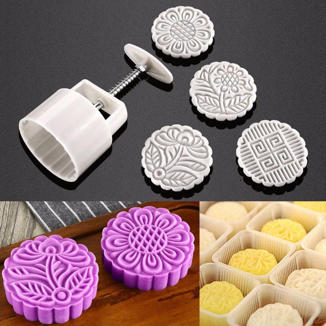 Новая круглая форма для выпечки Mooncake, форма для выпечки лунного торта с 4 шт. штампами, инструмент «сделай сам»
Новая круглая форма для выпечки Mooncake, форма для выпечки лунного торта с 4 шт. штампами, инструмент «сделай сам»