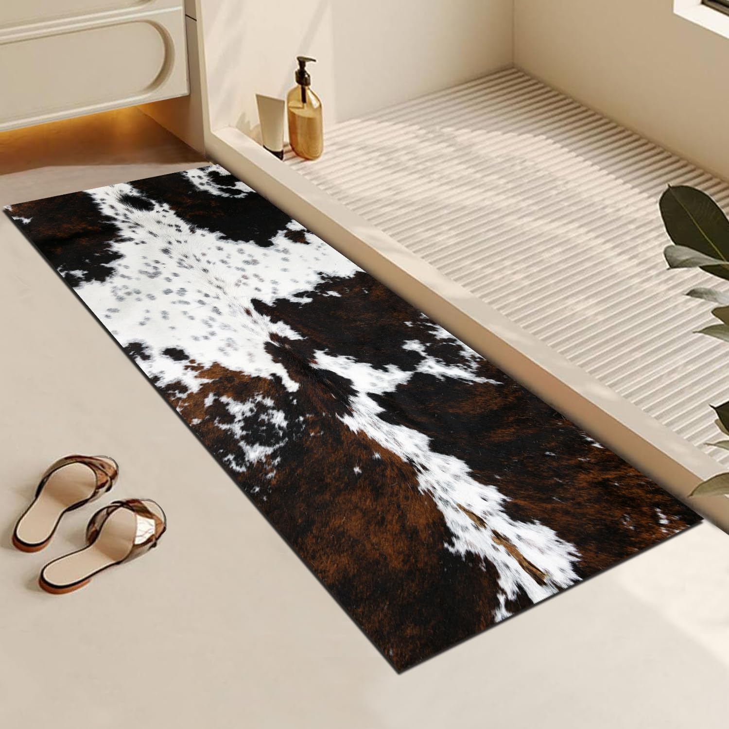 Western Cowhide Cow Print Doormat Home Decor Kitchen Hallway Balcony Rugs Bathroom Non-Slip Floor Mat Bedroom Foot Pad 40x60cm 16x24inch
Western Cowhide Cow Print Doormat Home Decor Kitchen Hallway Balcony Rugs Bathroom Non-Slip Floor Mat Bedroom Foot Pad 40x60cm 16x24inch