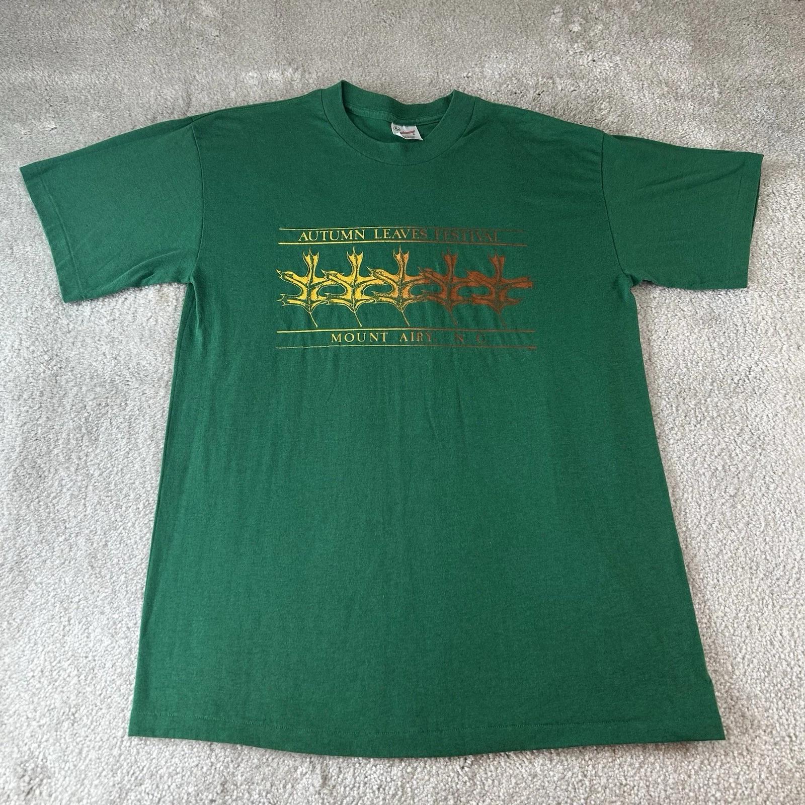 Vintage 80s Autumn Leaves Festival Mount Airy North Carolina Fall T-shirt XL 3XL
Vintage 80s Autumn Leaves Festival Mount Airy North Carolina Fall T-shirt XL 3XL