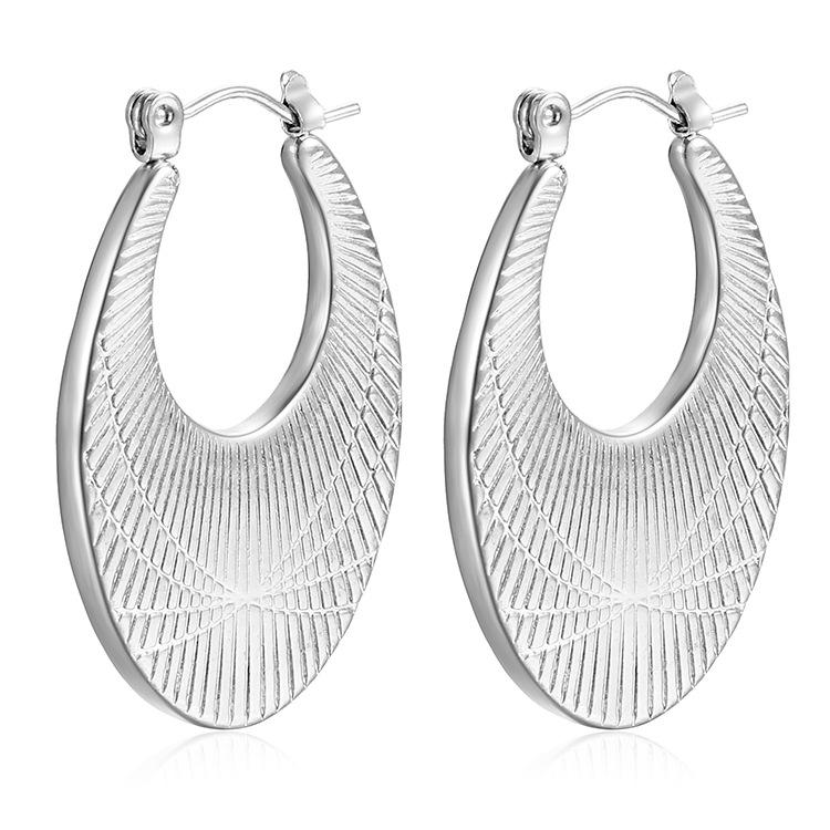 Direct sales hot sale, high-end sense light luxury material, oil pressure line plated k gold stainless steel earrings 18K
Direct sales hot sale, high-end sense light luxury material, oil pressure line plated k gold stainless steel earrings 18K