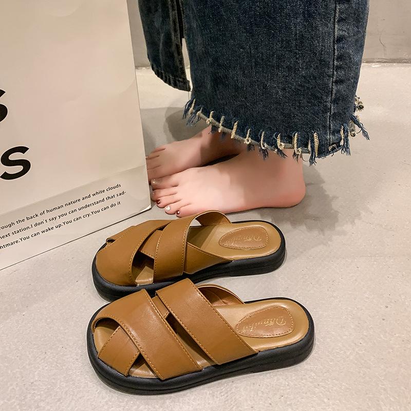 Fashion bag head slippers women s outer wear 2025 spring and summer new retro woven hollow one pedal lazy drag 40 коричневий
Fashion bag head slippers women s outer wear 2025 spring and summer new retro woven hollow one pedal lazy drag 40 коричневий