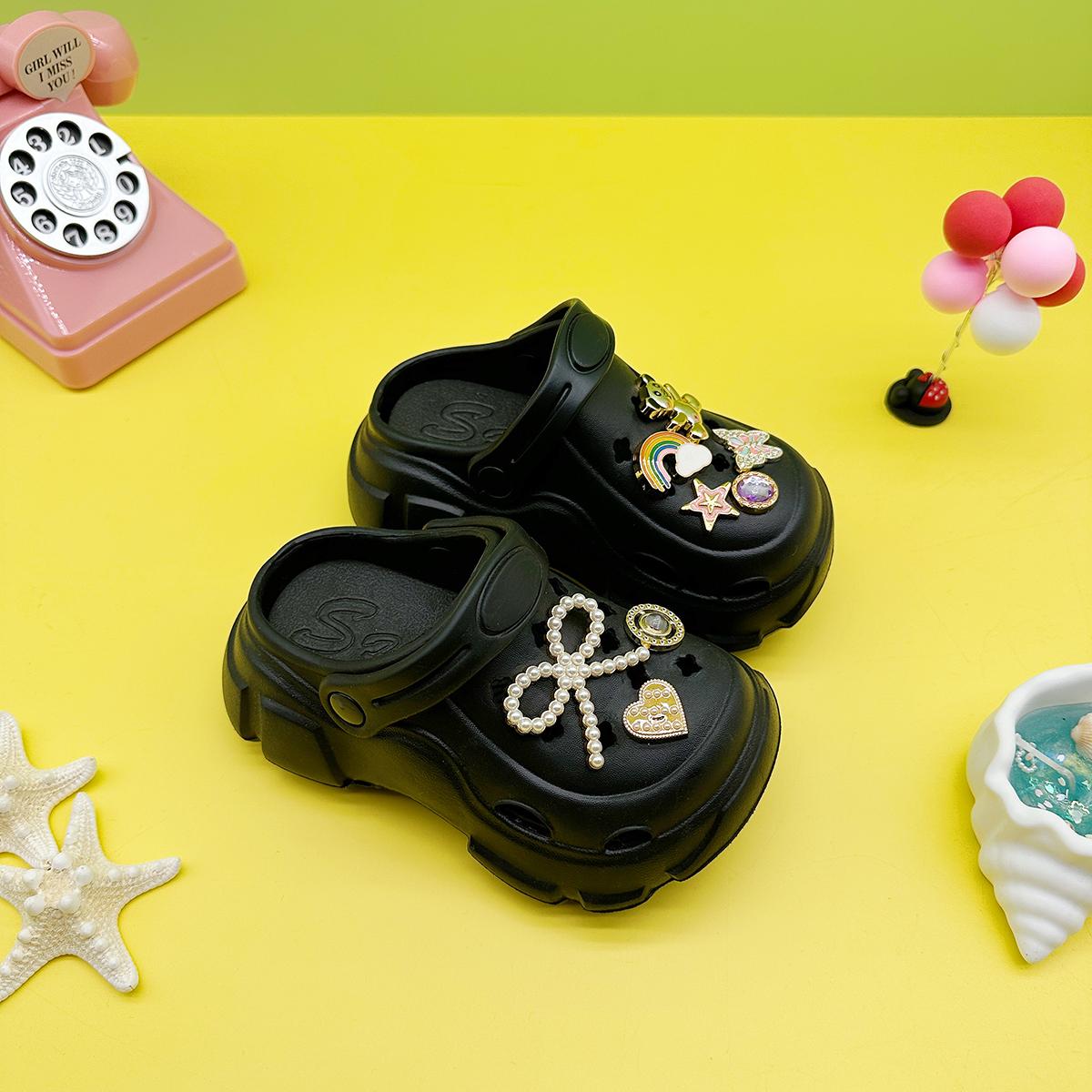 Cute and Versatile Parent-Child Slippers for Boys and Girls, New Cartoon Bow-Knot Rainbow Bear Eva Clogs, Soft-Soled Non-Slip Closed-Toe Sandals 606 24-25 чорний
Cute and Versatile Parent-Child Slippers for Boys and Girls, New Cartoon Bow-Knot Rainbow Bear Eva Clogs, Soft-Soled Non-Slip Closed-Toe Sandals 606 24-25 чорний