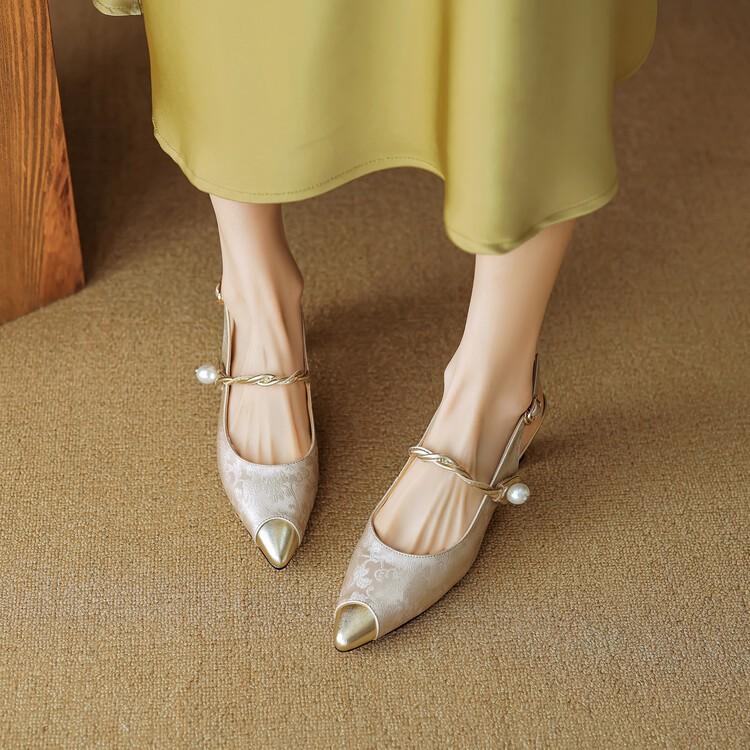 New national style bag head sandals women s 2024 new metal pointed tip stiletto temperament high heels with skirt Mary Jane shoes 35 зелений
New national style bag head sandals women s 2024 new metal pointed tip stiletto temperament high heels with skirt Mary Jane shoes 35 зелений