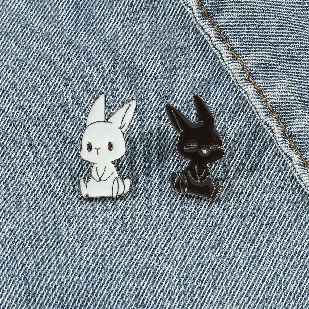 Creative Cartoon Rabbit Lapel Pin Cute Black White Bunny Brooch Metal Enamel Badge for Kids белый
Creative Cartoon Rabbit Lapel Pin Cute Black White Bunny Brooch Metal Enamel Badge for Kids белый