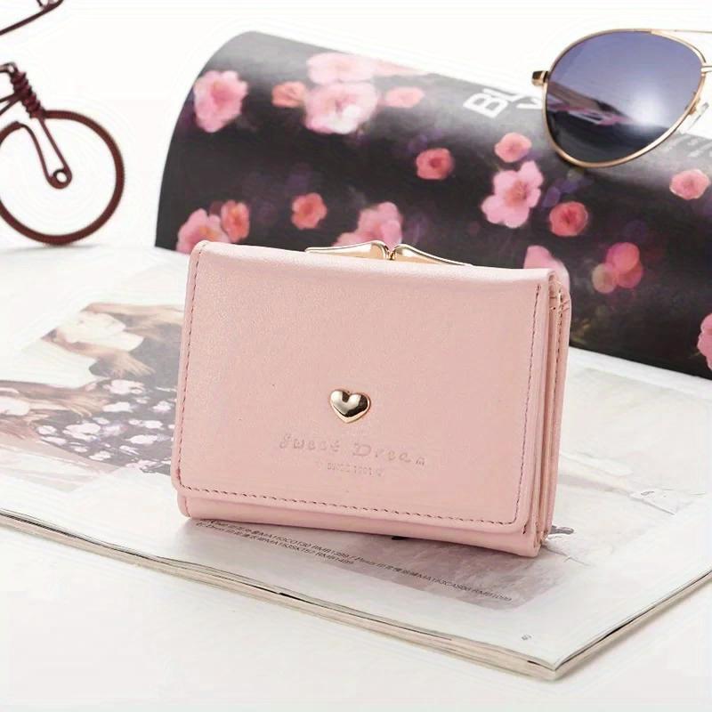 New Fashion Purse Female Short Version of Fresh Folding Mini Metal Wallet Cute Purse Lady Coin Purse for Female Lovely
New Fashion Purse Female Short Version of Fresh Folding Mini Metal Wallet Cute Purse Lady Coin Purse for Female Lovely