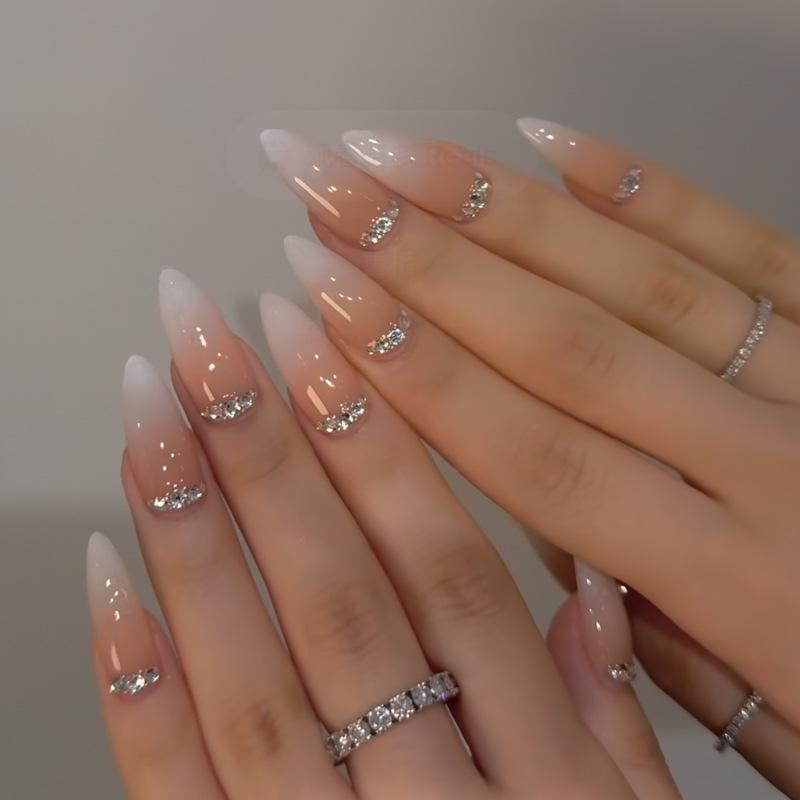 Gradient Glitter Medium-Long Wearable Nail Art Set - 24 Pieces of Trendy False Nails Glue Type
Gradient Glitter Medium-Long Wearable Nail Art Set - 24 Pieces of Trendy False Nails Glue Type