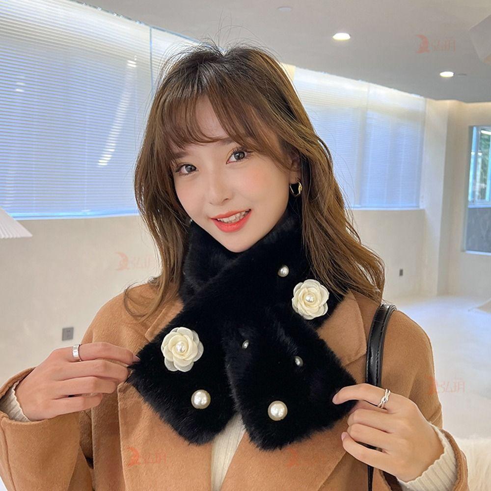 Wrap Shawl Neck Protection For Female Flowers Neck Warmer Cross Scarf Plush Scarf Warm Shawl
Wrap Shawl Neck Protection For Female Flowers Neck Warmer Cross Scarf Plush Scarf Warm Shawl