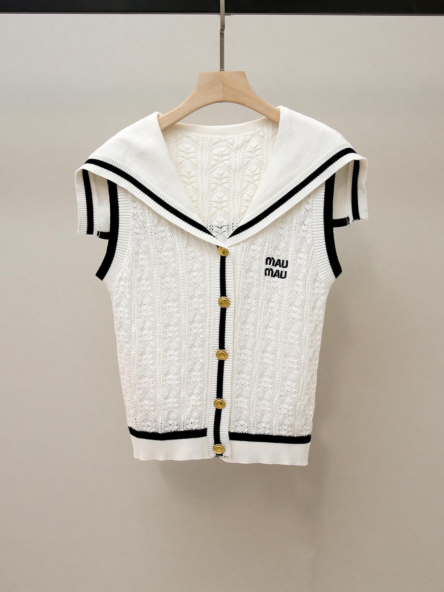 Женский кардиган премиум-класса на осень, темно-синий, с воротником, без рукавов, вязаный, с дизайном в стиле колор-блок Small белый
Женский кардиган премиум-класса на осень, темно-синий, с воротником, без рукавов, вязаный, с дизайном в стиле колор-блок Small белый