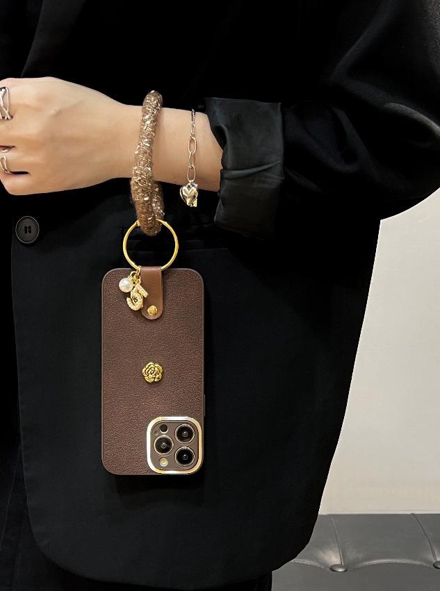Luxury Moon Crater Plush Ring Case for iPhone 17 Air & Apple 16 Pro Max 14 Pro Max темно-коричневого
Luxury Moon Crater Plush Ring Case for iPhone 17 Air & Apple 16 Pro Max 14 Pro Max темно-коричневого