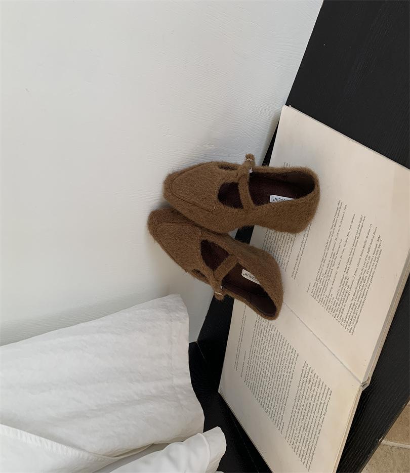 Fashion single shoes temperament retro T-band flat Mary Jane shoes women s 2025 autumn new versatile soft sole 39 светло-коричневого
Fashion single shoes temperament retro T-band flat Mary Jane shoes women s 2025 autumn new versatile soft sole 39 светло-коричневого