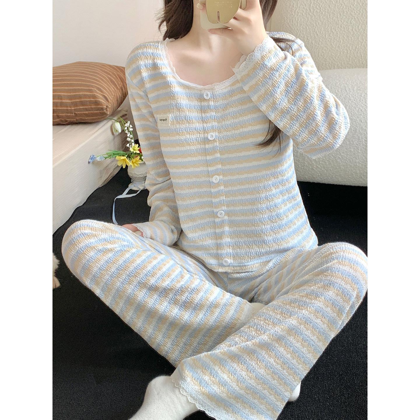 Women s pajamas with chest pads, thin long-sleeved trousers in spring, autumn and winter, lace edge, sweet girly loungewear can be worn outside XXL
Women s pajamas with chest pads, thin long-sleeved trousers in spring, autumn and winter, lace edge, sweet girly loungewear can be worn outside XXL