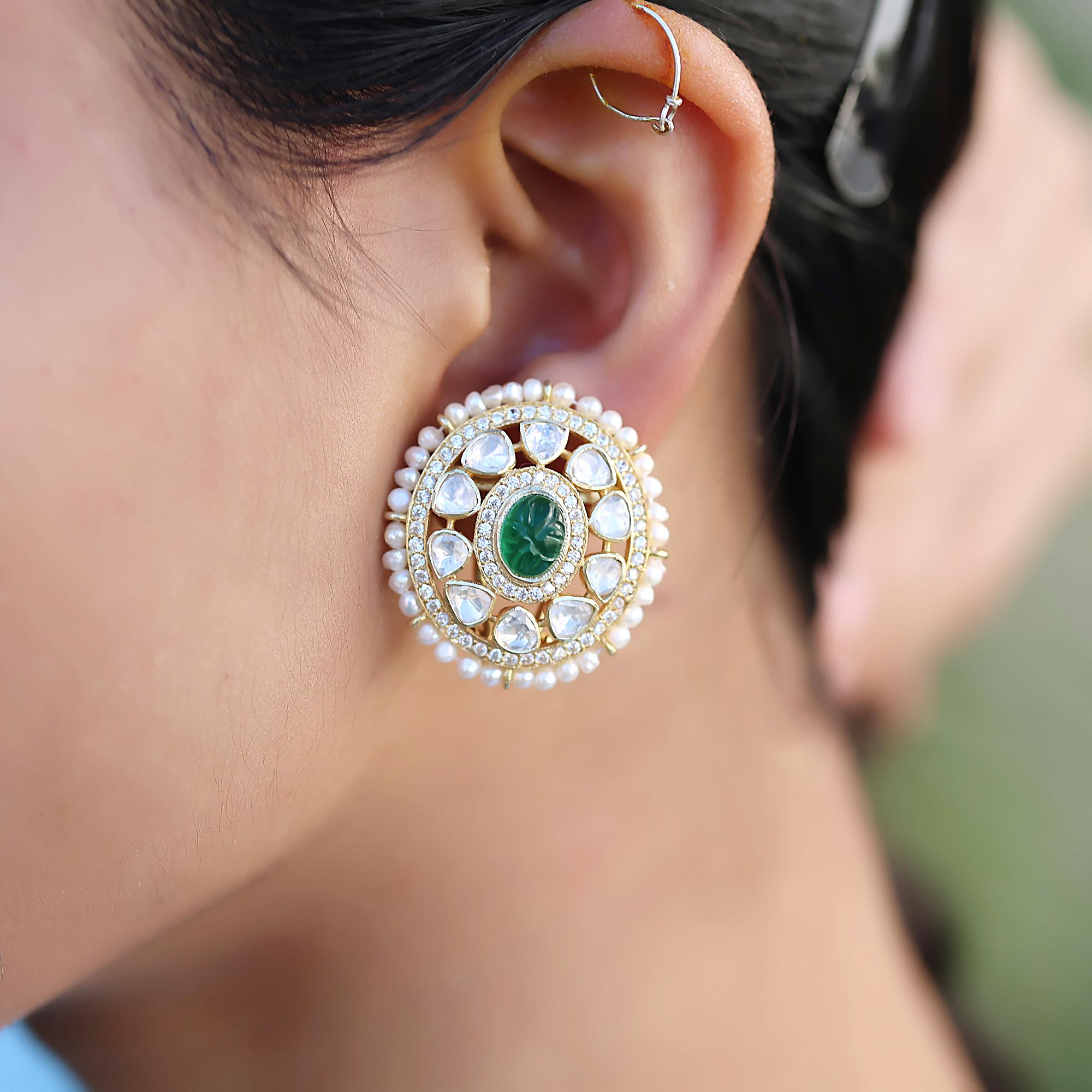 Серьги-гвоздики Kundan с золотым покрытием, 925 пробы, ручная работа, муассанитовые серьги зелёный/белый
Серьги-гвоздики Kundan с золотым покрытием, 925 пробы, ручная работа, муассанитовые серьги зелёный/белый
