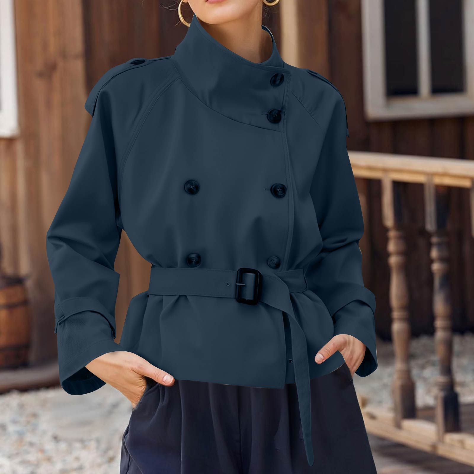 Женский модный короткий тренч с воротником-стойкой, двубортный, с поясом, подчеркивающим талию S чёрный
Женский модный короткий тренч с воротником-стойкой, двубортный, с поясом, подчеркивающим талию S чёрный