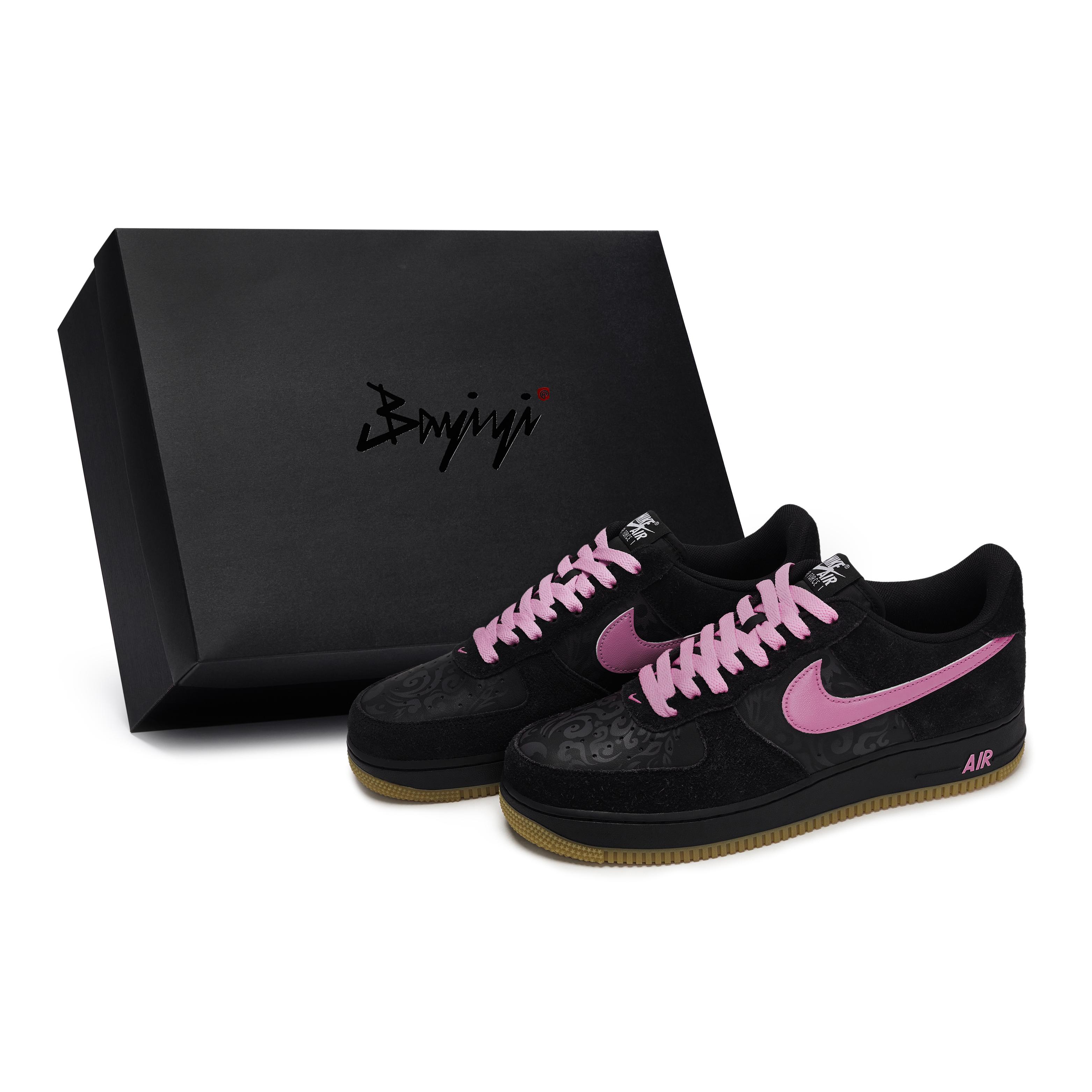 Nike Air Force 1 Skateboard Shoes Men s Low Top Black/Pink IB6388-001(Team80-SBOX) 45
Nike Air Force 1 Skateboard Shoes Men s Low Top Black/Pink IB6388-001(Team80-SBOX) 45