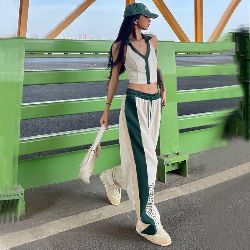 Женские джоггеры American Vintage с контрастными вставками в стиле хип-хоп - свободные широкие танцевальные брюки Jazz с высокой талией и ретро-дизайном XL
Женские джоггеры American Vintage с контрастными вставками в стиле хип-хоп - свободные широкие танцевальные брюки Jazz с высокой талией и ретро-дизайном XL