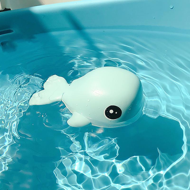 Cute Whale Wind-up Bath Toy For Kids Swimming Playtime Interactive Shower Fun світло-синій колір
Cute Whale Wind-up Bath Toy For Kids Swimming Playtime Interactive Shower Fun світло-синій колір