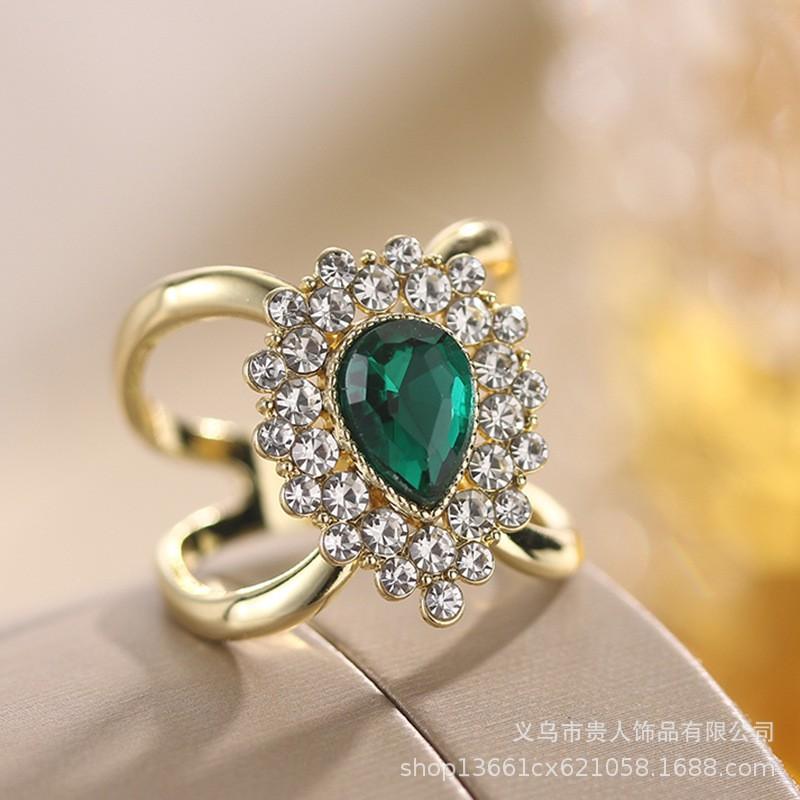 Silk Scarf Buckle Accessories Multi Functional Clothing Corner Loop Coat Belt Women s Luxury Full Diamond золотой
Silk Scarf Buckle Accessories Multi Functional Clothing Corner Loop Coat Belt Women s Luxury Full Diamond золотой