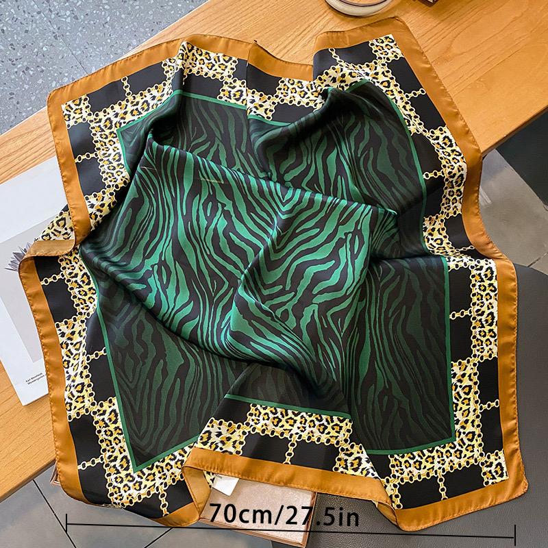 68cm Leopard Print Square Silk Scarf Women Imitation Silk Light Luxury Fashion Decorative Headwear Clothing Square Scarf зелёный
68cm Leopard Print Square Silk Scarf Women Imitation Silk Light Luxury Fashion Decorative Headwear Clothing Square Scarf зелёный