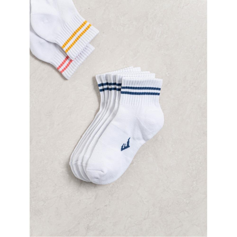 Носки женские спортивные DaiSo EverlaSt S средней толщины, упаковка из 3 шт. Yellow (white) pattern (2 rows)
Носки женские спортивные DaiSo EverlaSt S средней толщины, упаковка из 3 шт. Yellow (white) pattern (2 rows)