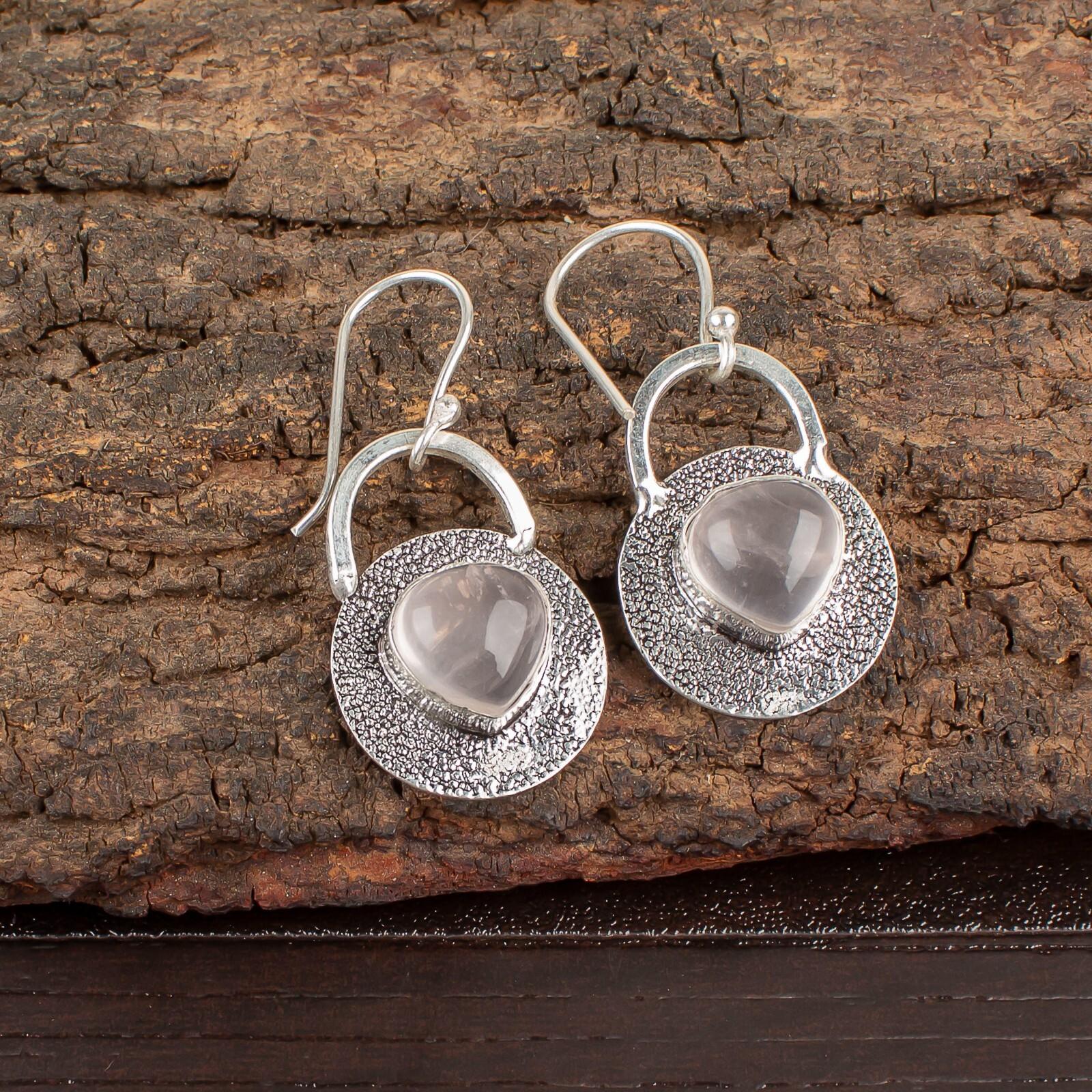 Natural Rose Quartz Gemstone 925 Sterling Silver Handmade Dangle Earrings 1.30 EE-63-22
Natural Rose Quartz Gemstone 925 Sterling Silver Handmade Dangle Earrings 1.30 EE-63-22