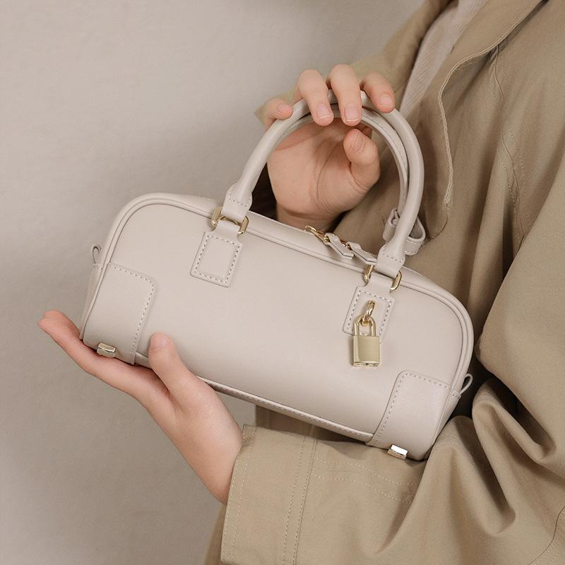 Сумка через плечо из натуральной кожи для женщин Сумка Boston из коровьей кожи Модная и универсальная сумка на одно плечо бежевый
Сумка через плечо из натуральной кожи для женщин Сумка Boston из коровьей кожи Модная и универсальная сумка на одно плечо бежевый