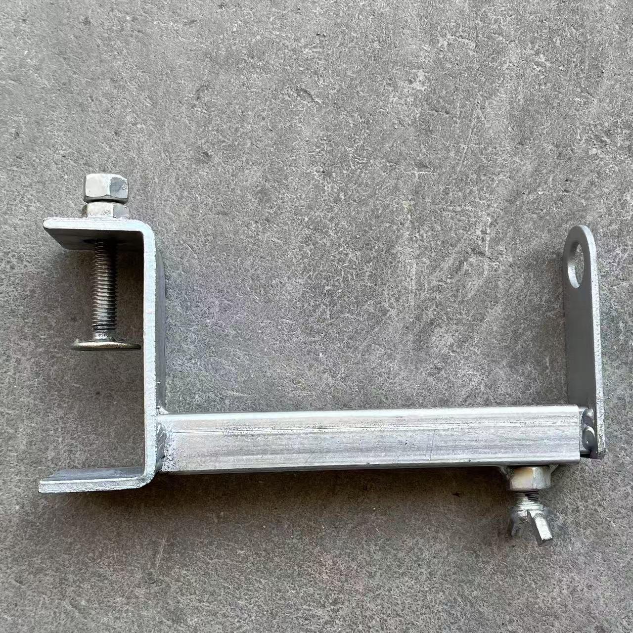 Windproof Floor Drain Flower Holder Clip, Widened Base for Wedding T-Stage Ornament
Windproof Floor Drain Flower Holder Clip, Widened Base for Wedding T-Stage Ornament