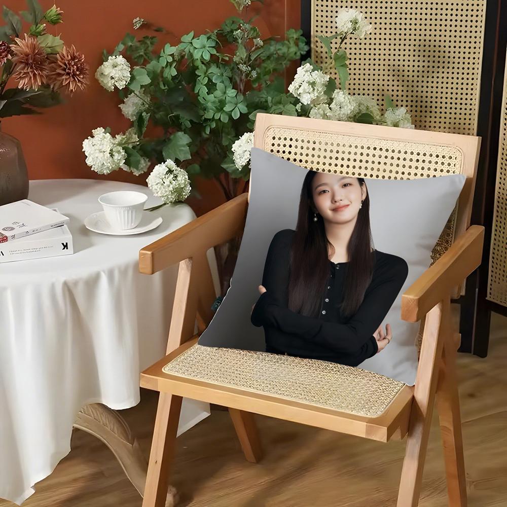 Actor KKim Go Eun Cushion Cover Silky Short Plush Invisible Zipper Dustproof Sofa Pillow Case for Home Decor 30x30cm
Actor KKim Go Eun Cushion Cover Silky Short Plush Invisible Zipper Dustproof Sofa Pillow Case for Home Decor 30x30cm